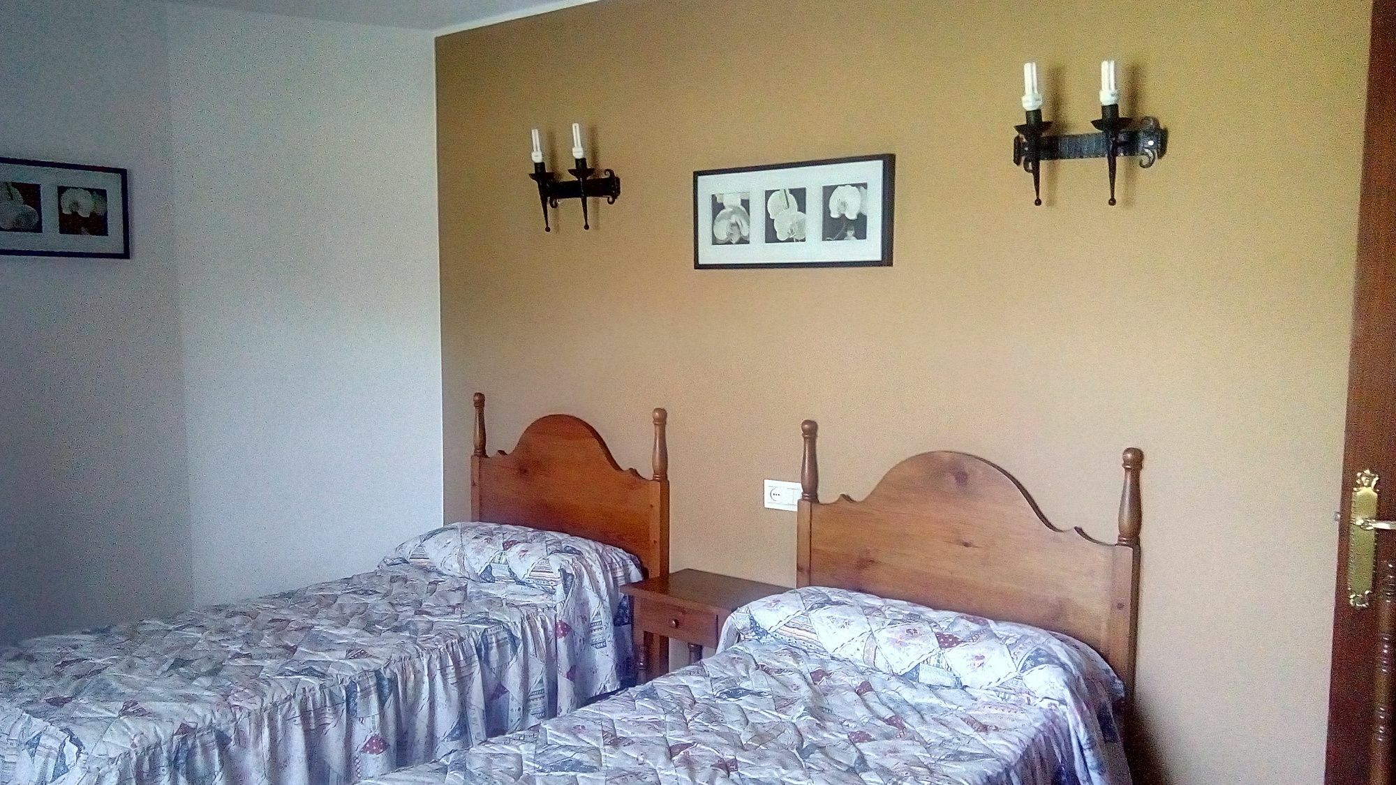 Apartamentos Rurales Ovio Llanes Buitenkant foto